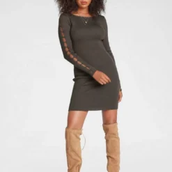 Melrose Strickkleid mit Ärmel Cut-Outs Rosa, Khaki -Melrosesan Geschaft 00f07c7e f82e 5f59 b778 524e7128e416