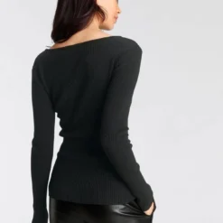 Melrose Rundhalspullover mit Zierkette - NEUE KOLLEKTION -Melrosesan Geschaft 0e05f6cb 0e53 5763 a951 fffde2f5aa11