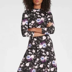 Melrose Jerseykleid mit verschiedenen Dessins Schwarz-geblümt, Rot-kariert 14 Melrose Jerseykleid mit verschiedenen Dessins Schwarz-geblümt, Rot-kariert -Melrosesan Geschaft 263404d7 41dd 5b18 873d fa4c7a04e740