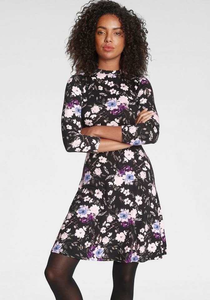 Melrose Jerseykleid mit verschiedenen Dessins Schwarz-geblümt, Rot-kariert 7 Melrose Jerseykleid mit verschiedenen Dessins Schwarz-geblümt, Rot-kariert – Bild 7