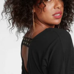 Melrose Fledermausshirt mit tiefem Rückenausschnitt und Ziernieten -Melrosesan Geschaft 29c573d1 5866 5221 8b30 48862f051a34