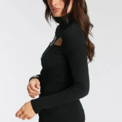 Melrose Rollkragenpullover mit Zierschnalle und Cut-Outs - NEUE KOLLEKTION -Melrosesan Geschaft 2b8add5e c1d5 516d babe d5ff3c9dc7ff