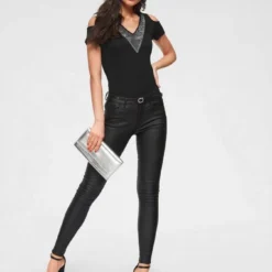 Melrose V-Shirt mit zweifarbigen Glitzersteinen -Melrosesan Geschaft 33121900