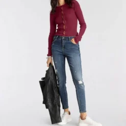 Melrose Strickjacke mit Haken-Verschluss - NEUE KOLLEKTION -Melrosesan Geschaft 3d858d7e 1bd7 5f9b 860c 8ad477921032