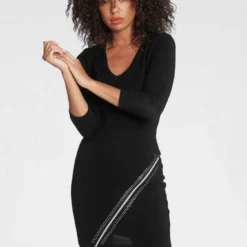 Melrose Strickkleid mit Zierreißverschluss 13 Melrose Strickkleid mit Zierreißverschluss -Melrosesan Geschaft 3d93b274 8938 563c 9769 f762b5fb68b8