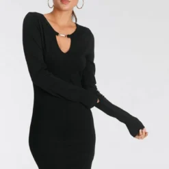 Melrose Strickkleid mit Schmuck-Element - NEUE KOLLEKTION -Melrosesan Geschaft 4e0956ab 55a7 5faa 9b0b f0ded600a4f9