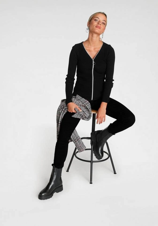 Melrose V-Ausschnitt-Pullover mit Zier-Reißverschluss 5 Melrose V-Ausschnitt-Pullover mit Zier-Reißverschluss – Bild 5