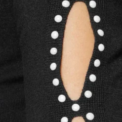 Melrose V-Ausschnitt-Pullover mit Cut-Outs und Perlen Details -Melrosesan Geschaft 69c6fc4b 1f38 5536 ae0e 6b183d7f7a58