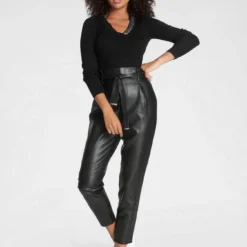 Melrose V-Ausschnitt-Pullover mit Pailletten -Melrosesan Geschaft 6bf17e50 aa49 5948 8d3a be6e8818b099