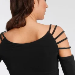 Melrose Rundhalsshirt mit Schlitzen und Ziernieten - NEUE KOLLEKTION 11 Melrose Rundhalsshirt mit Schlitzen und Ziernieten - NEUE KOLLEKTION -Melrosesan Geschaft 7020b758 82ba 5723 ba67 653c25632031