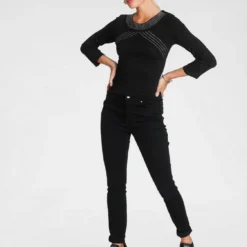 Melrose Rundhalsshirt mit Glitzersteinen -Melrosesan Geschaft 91c5efd7 3451 5081 980c ce937975f985