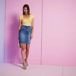 Melrose Rundhalsshirt mit Perlen und Glitzersteinen 19 Melrose Rundhalsshirt mit Perlen und Glitzersteinen -Melrosesan Geschaft 979f684e a1f8 5a6d 9b30 80ee706ab86d