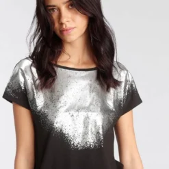 Melrose Rundhalsshirt mit Folienprint - NEUE KOLLEKTION