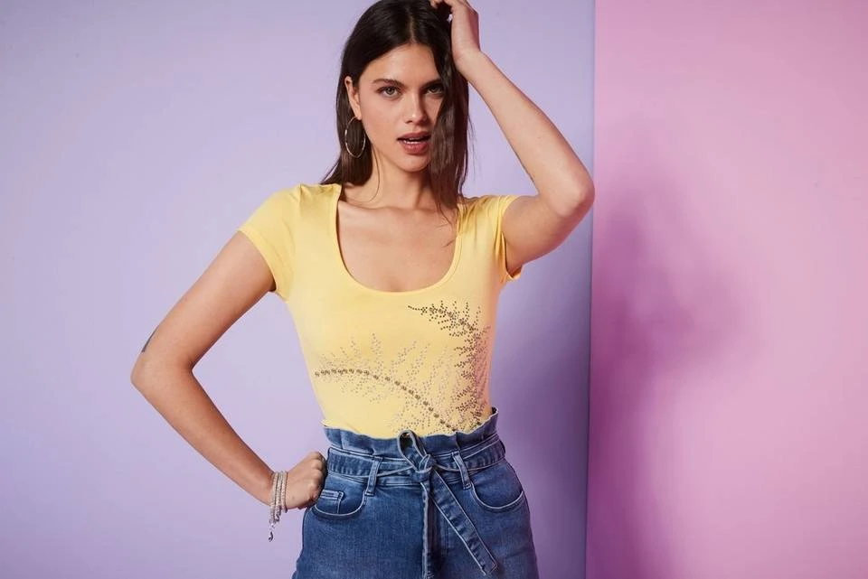 Melrose Rundhalsshirt mit Perlen und Glitzersteinen 8 Melrose Rundhalsshirt mit Perlen und Glitzersteinen – Bild 8