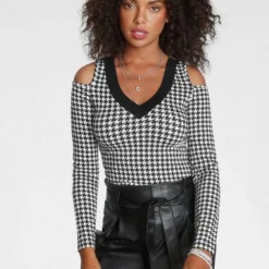 Melrose V-Shirt mit Schulter Cut-Out
