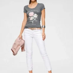 Melrose Kurzarmshirt mit verschiedenen Motiven mit Glitzersteinen -Melrosesan Geschaft cb48b75b e28a 5ec6 944e c18fdc4ed2d7