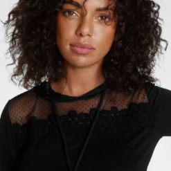 Melrose Kapuzenshirt mit Grafik-Mesh und Spitze -Melrosesan Geschaft d5d02de9 aa34 544c 8de6 daa73c766530