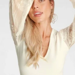 Melrose V-Ausschnitt-Pullover mit Ärmeln aus Spitze Schwarz, Wollweiß 10 Melrose V-Ausschnitt-Pullover mit Ärmeln aus Spitze Schwarz, Wollweiß -Melrosesan Geschaft d6a9b79a 229f 54d3 a044 ed92c6148a2e