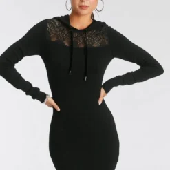 Melrose Strickkleid mit Kapuze und Spitze - NEUE KOLLEKTION